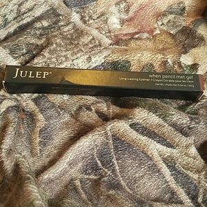 Julep when pencil met gel eyeliner